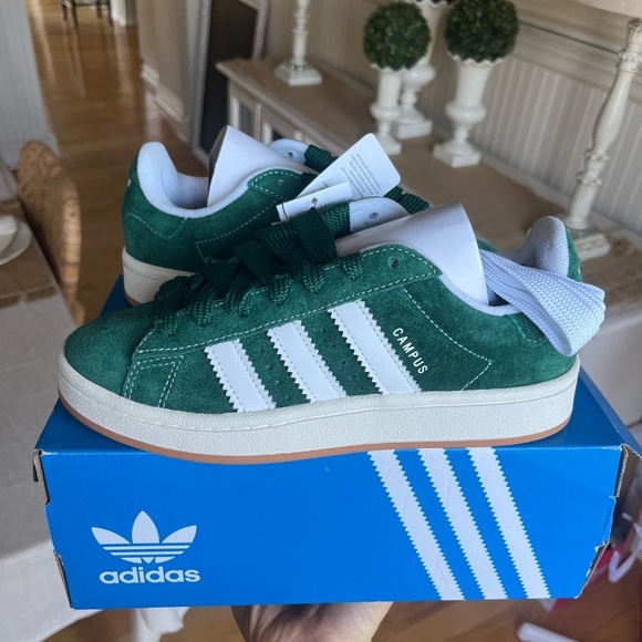 🔥 BRAND NEW Adidas Campus 00s Dark Green Cloud White Womens Size 6.5 - Picture 1 of 6